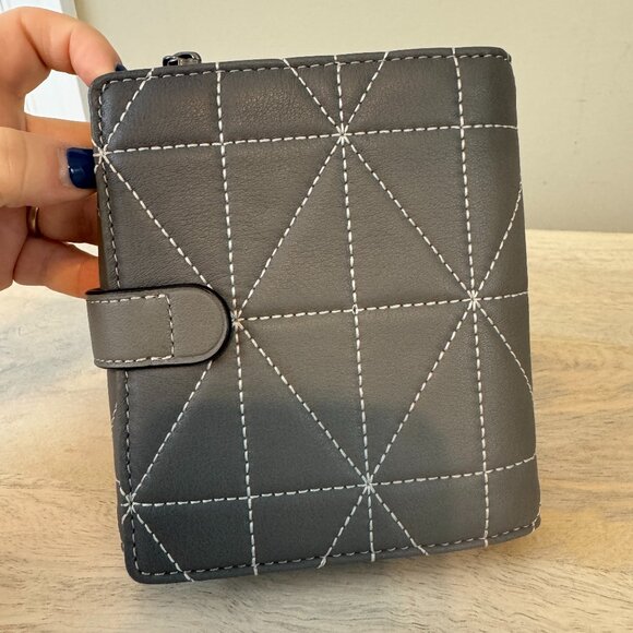 Coach Quilted Leather Cord Organizer/Wallet in Heather Gray, NWT - Picture 4 of 10